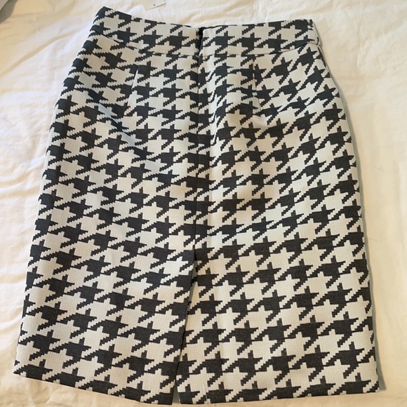 Dark grey and white pencil skirt new with tags - Picture 2 of 3